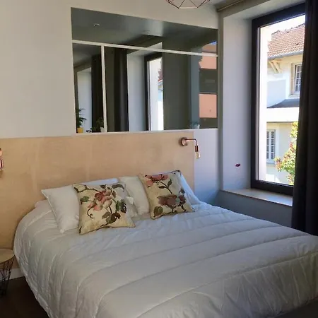 Chez Nous Apartment *